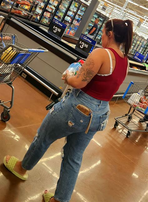 Wide Hips Milf In Jeans Tight Jeans Forum