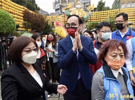 鍾小平搭同舟回國民黨 黃呂錦茹：還是要跟新人初選 自由電子報 Line Today