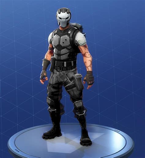 The Battlehawk Skin With Carbides Helmet Looks Like A Bank Robber