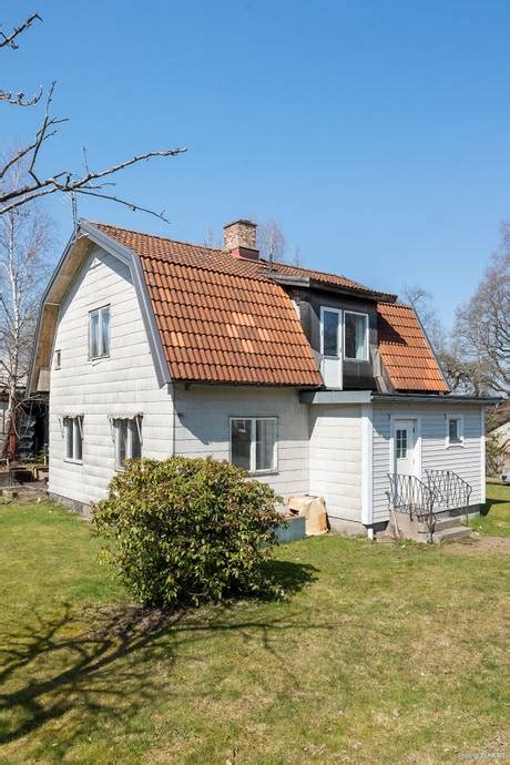 Nyhemsgatan I Staffansbo Hylte Kommun Villa Till Salu Hemnet