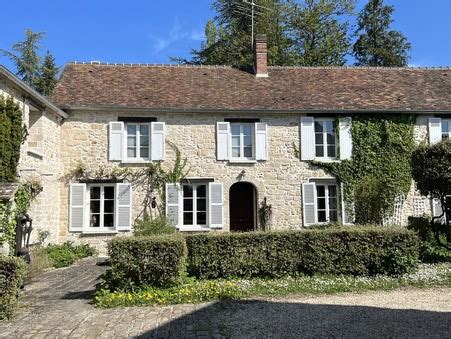 Pierre Palmade Sa maison à Cely en Bière est en vente pour 1 36