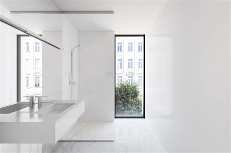 40 Modern Minimalist Style Bathrooms