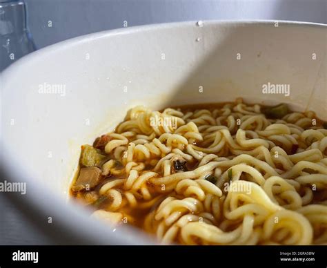 Korean Ramyeon Hi Res Stock Photography And Images Alamy