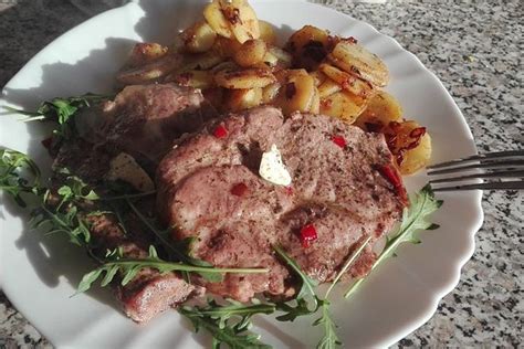 Marinierte Nackensteaks Mit Bratkartoffeln Von Mellyo Chefkoch