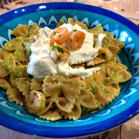 On Instagram Farfalle Integrali Con Pesto Di Zucchine