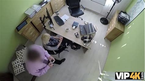 Figa Da Sotto Porn Video LetMeJerk