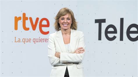 Marta Carazo Se Estrena Como Presentadora Del Telediario 2 Con Un