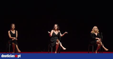 Imagens ilustram estreia de Os Monólogos da Vagina no Funchal DNOTICIAS PT
