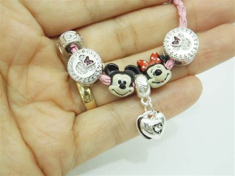 Pulseira de Berloques Minnie Mickey no Elo7 Berloka Jóias E8D62B