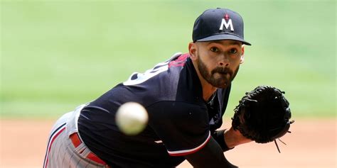 "Venezuelan Pitcher Pablo López Signs Record-Breaking Contract ...