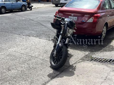 Motociclista Sufre Aparatoso Accidente En El Centro De Tepic El Sol