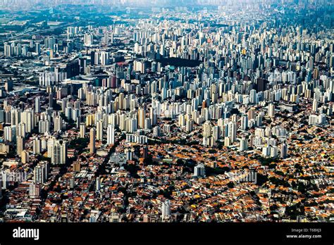 Metropole vista desde arriba Vista aérea de la ciudad de Sao Paulo