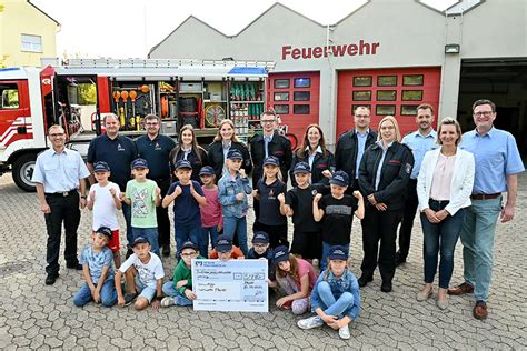 Gr Ndung Der Bambini Feuerwehr In Plaidt Betonwerk Carl Pl Tner Gmbh