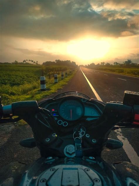 Pulsar NS200 NS125 NS160 Naked Wolf Motorcycle