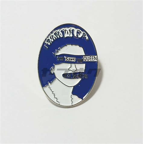 Yahoo オークション 送料無料 Sex Pistols ピンバッジ God Save The