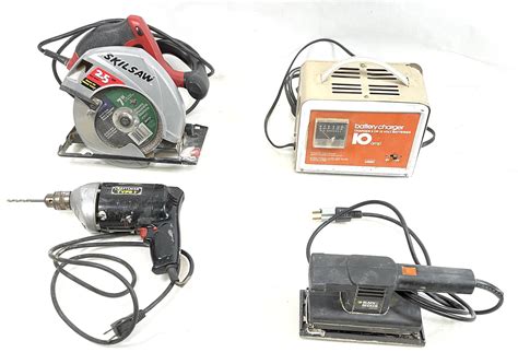 Lot 4pc Skilsaw Craftsman Black And Decker Power