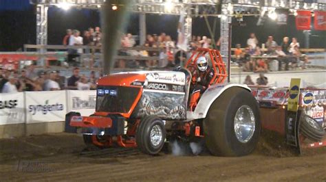 Tractor Pulling Ppl Pro Stocks Pulling In Freeport Il Youtube