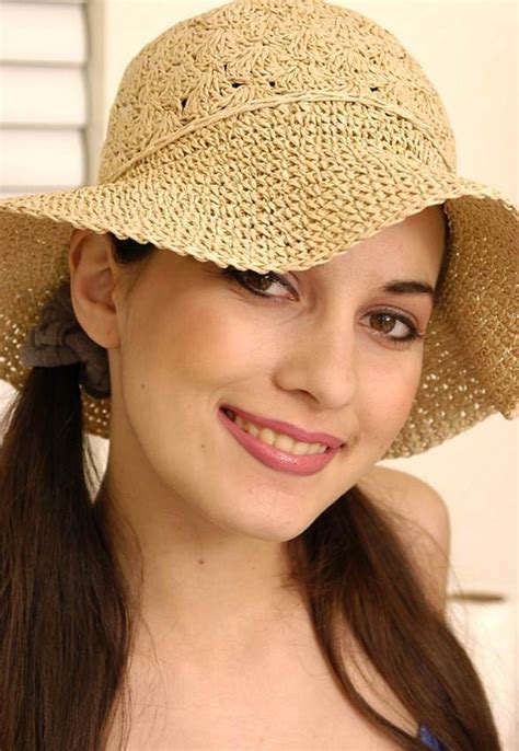 Hot Latina Showing Off Her Hairy Pussy Porn Pictures XXX Photos Sex