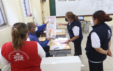 Acción Popular anuncia que denunciará a titulares del JNE ONPE y