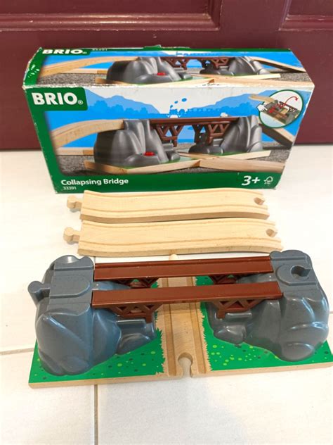 BRIO World - 33391 Collapsing Bridge | 3 Piece wooden train track Toy ...