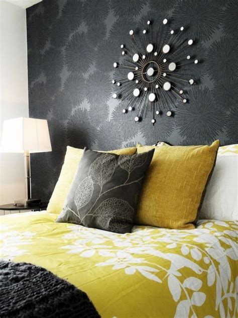 Grey and yellow bedroom interior - trendy color scheme for your home