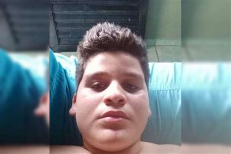 Adolescente De Anos Encontrado Morto Dentro De Freezer Em Campo