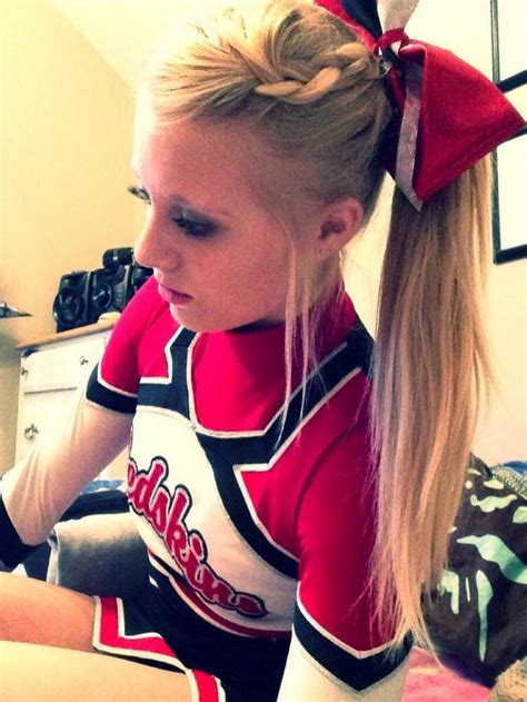 7 Cute Cheerleader Hairstyles Hairstyle Mag