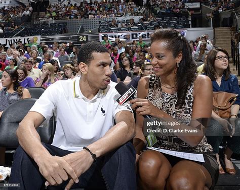 Carolyn Peck of ESPN, interviews Danny Green during the game between ...