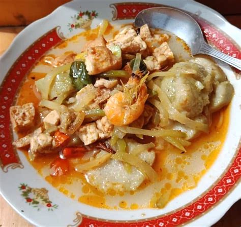 Lontong Sayur