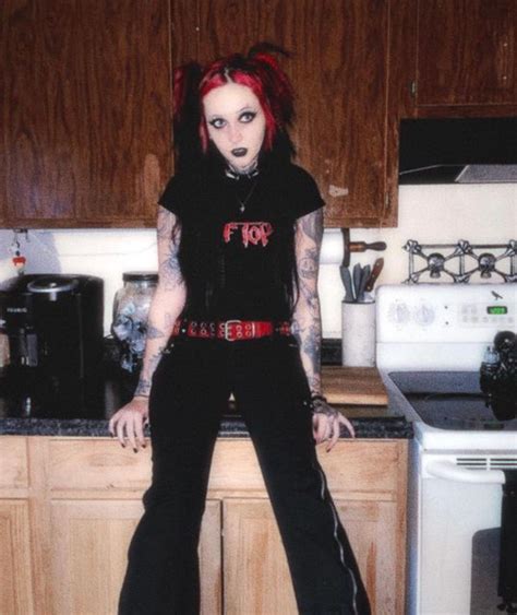 ⛓⭐️90𝖘/2000𝖘 𝖆𝖑𝖙𝖊𝖗𝖓𝖆𝖙𝖎𝖛𝖊 𝖈𝖚𝖑𝖙𝖚𝖗𝖊🖇🩸 on Instagram: "🗝 • • • • • #emo # ...