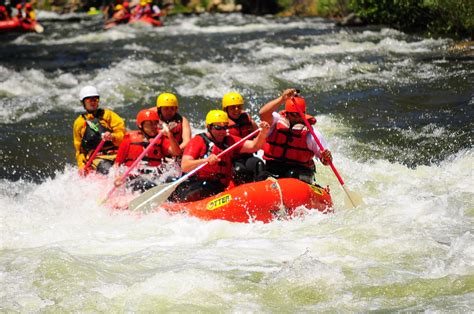 10 Whitewater Rafting Safety Tips | Raft Masters