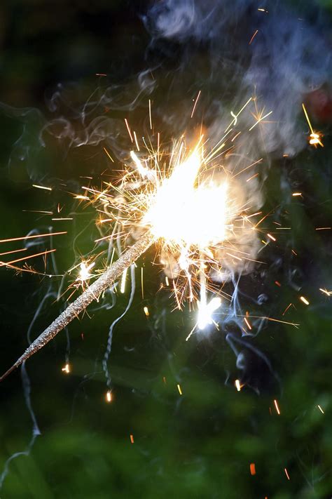 Sparks 1080P, 2K, 4K, 5K HD wallpapers free download | Wallpaper Flare