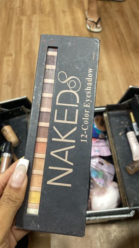 Paleta De Sombra Maquiagem Feminina Naked Usado Enjoei
