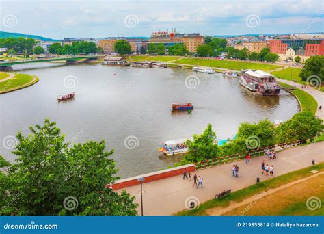 View For Visla Smiala With Gorki Zachodnie In Background From