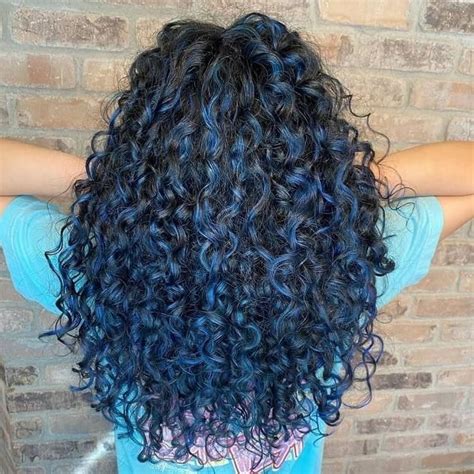 Cabelo Azul E Preto - cabelo preto e azul cacheado lindo in 2024 | Dyed curly hair, Blue hair ...