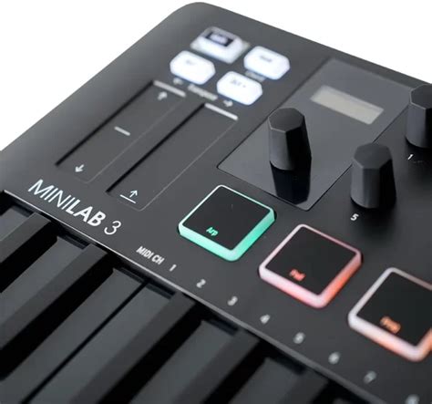 Arturia MiniLab 3 Deep Black MIDI Kontroler Poklon Analog Lab