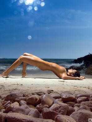 Lovely Sylwia Naked On The Beach Sylwia Romaniuk Porn Pic