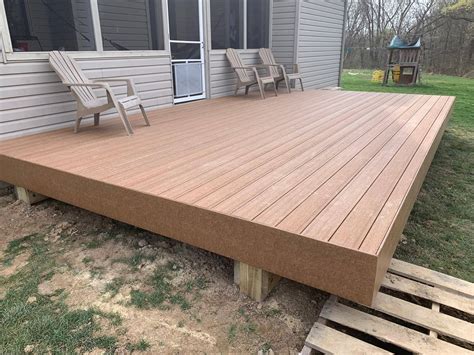 12 x 20 Composite Deck Construction - UltraDeck Rustic Cedar - Edgerton ...