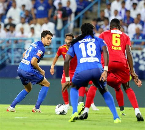 الدوري السعودي الهلال يفوز على ضمك بهدفين دون رد