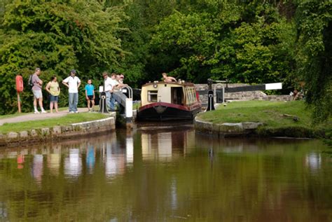 Drifters Canal Boat Narrowboat And Boating Holidays UK