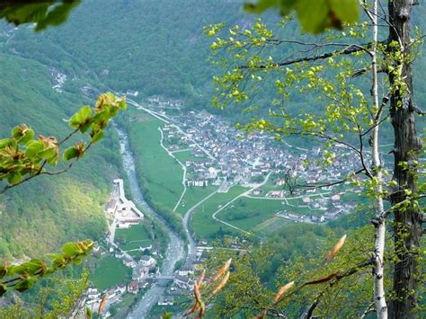 Tiefblick Auf Cavergno Am Eingang Des Val Bavona Fotos Hikr Org