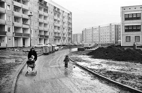 Pin Von Ulrike Eicker Auf Kindheit Plattenbau Ddr Hansestadt Rostock