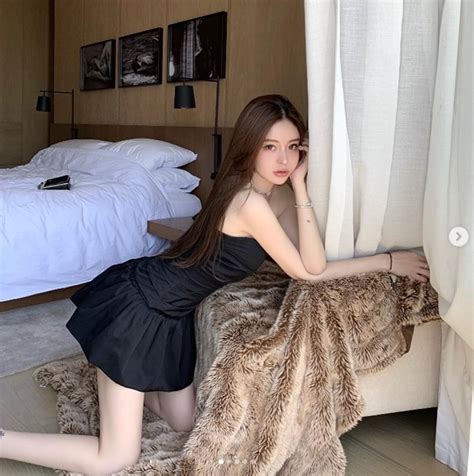 Hot girl sang chảnh giữ dáng bằng loại quả thường bị bỏ đi ở Việt Nam