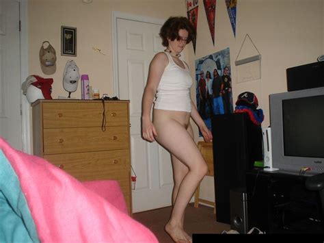 Amateur Milf Shodt Hair Natural Tits X Porn Pic