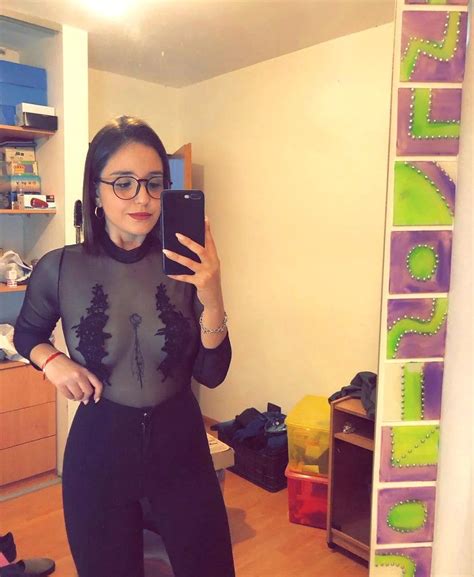 Maintaining A Classy Yet Understated Style Nudes Classygirls Nude Pics Org