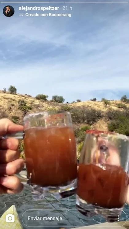 Relajada y con un bikini animal print Ester Expósito disfruta así del éxito de Élite Infobae