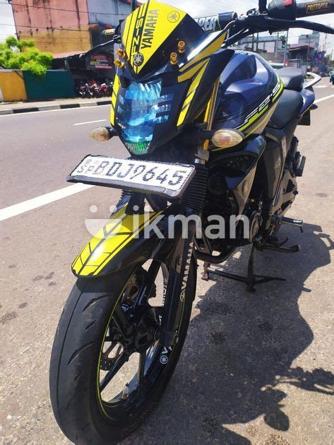 Yamaha FZ Black 2016 In Boralesgamuwa Ikman