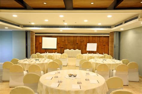 Banquet Summit By Mosaic Hotel Noida Official Website