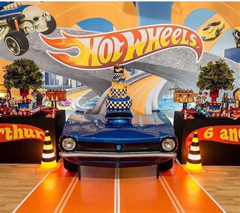 Pin de Bruna Karen Pereira em Festa hot wheels Festa hotweels Festa hot wheels Decoração