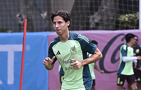 Diego Lainez Baja De La Selección Mexicana Para La Copa América